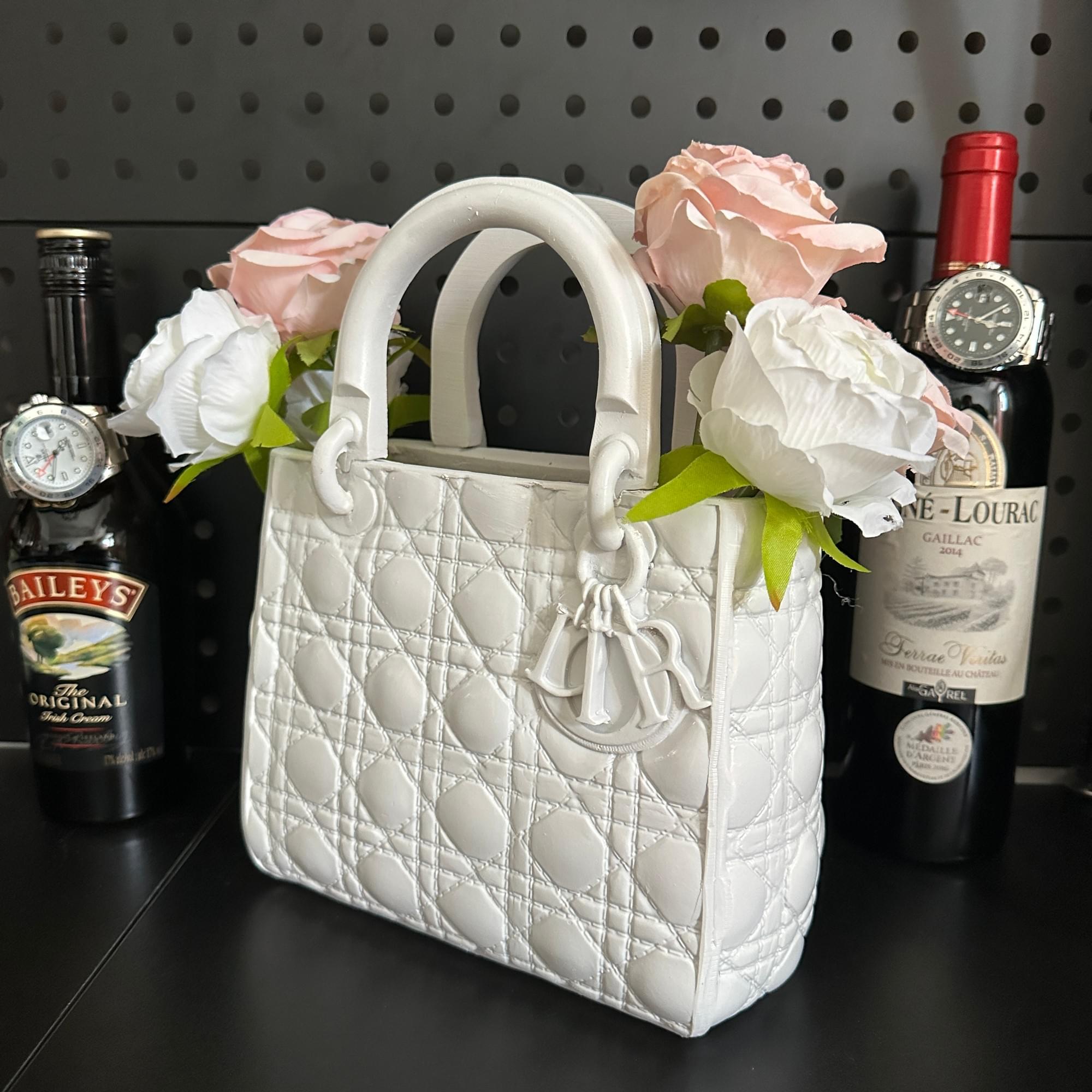 Designer-Inspired Resin Bag Vase, White Artistic Flower Holder, Modern Tabletop Centerpiece for Home