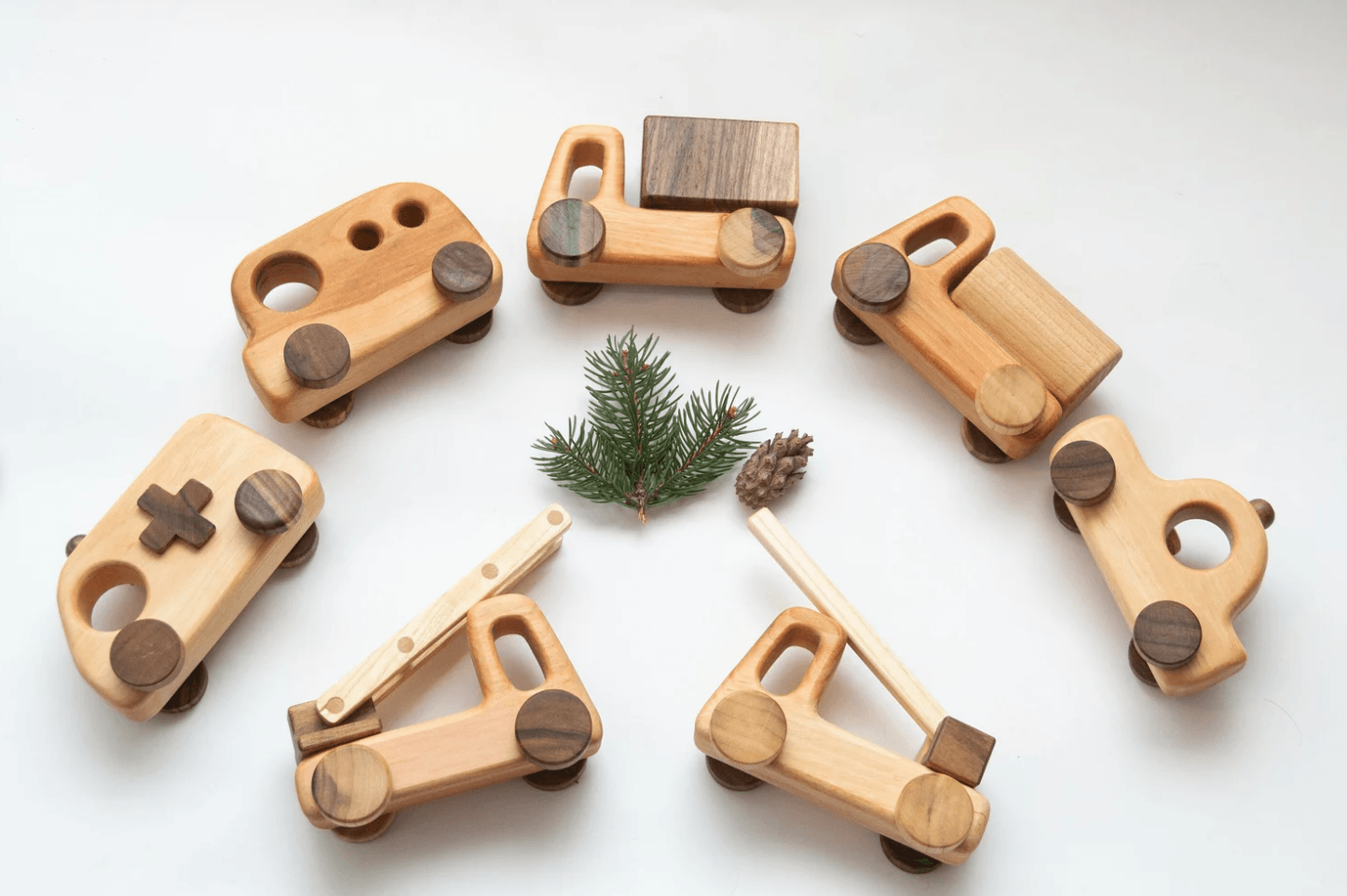 7款手工木製小車組 Wooden mini car track Montessor toys