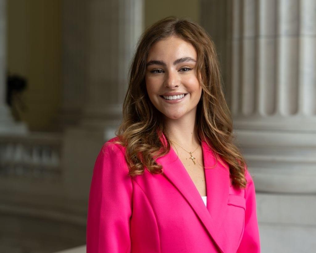 Sydney, Founder and Style Architect of Styled By Syd