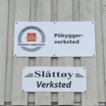 Skilt: Statens vegvesen godkjent påbyggerverksted