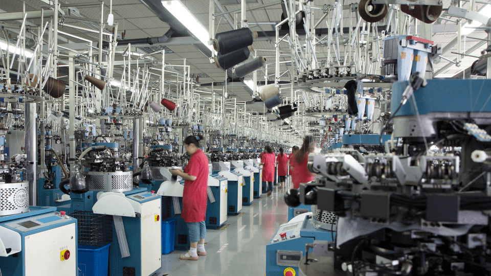 State-of-the-art manufacturing facility with skilled staff. State-of-the-art manufacturing facility with skilled staff.