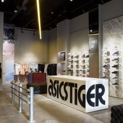 ONITSUKA TIGER FOR ASICS TRADESHOW DISPLAY