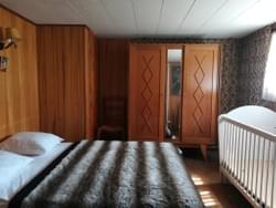 Chambre double + lit BB au RDC