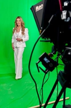 Andrea Gomez_TVSpot_Univision_RapidcareEmergencyRoom