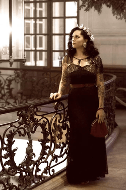 NENA VALVERDE - PHOTO MODELE VINTAGE - CHANTEUSE