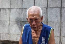 "I was a labor worker who renovate houses when i was young. now I am old now and i have to work for garbage company because I don’t have strength anymore. There are nothing special or impressive happens in my life. Why? because I am just someone who deals with garbage everyday, what special things can ever happen to me? Every day I just work and work and work, non-stop. Nothing impressive in my life could happen. After all, I am just someone who deals with  garbage."