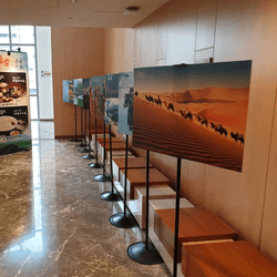 Foam-core mounted photos Clamped on Pole & Base Poster Stands