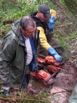 cliquer sur une photo puis dérouler avec les flèches sur le côté