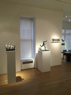 Friedman and Vallois, New York USA.