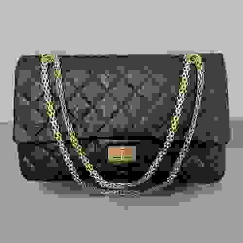 CHANEL 2.55 bag 