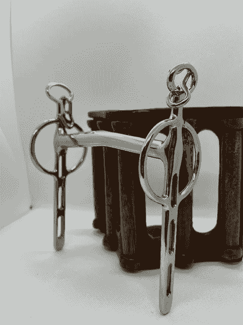 LIVERPOOL BIT, MULLEN MOUTH, FIXED CHEEK, 3 SLOTS