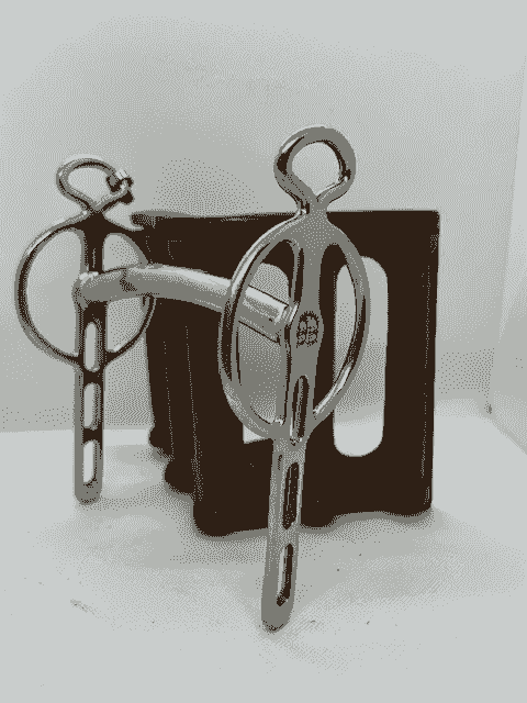 LIVERPOOL BIT, MULLEN MOUTH , FIXED CHEEK, 3 SLOTS