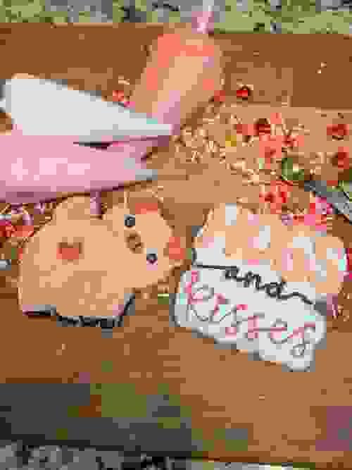 Hogs and Kisses Cookie Set