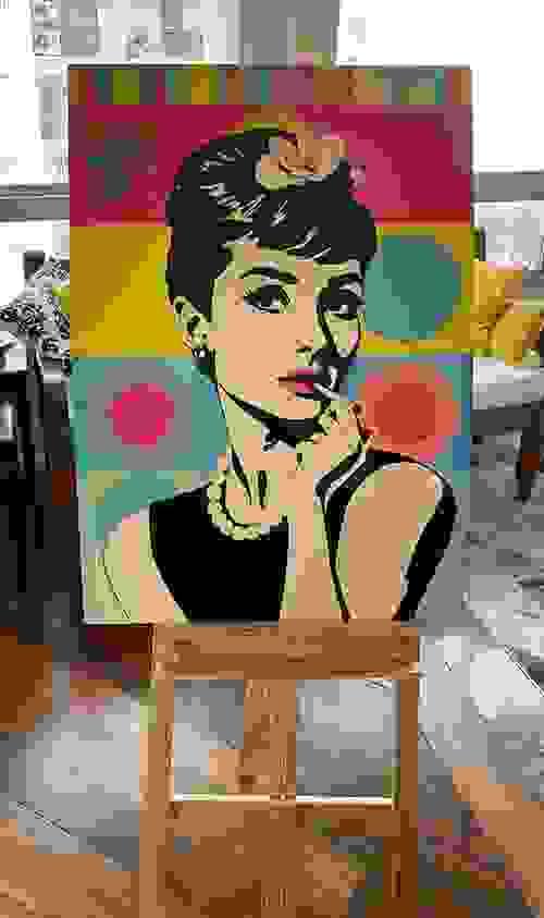Audrey Hepbrun Pop Phygital