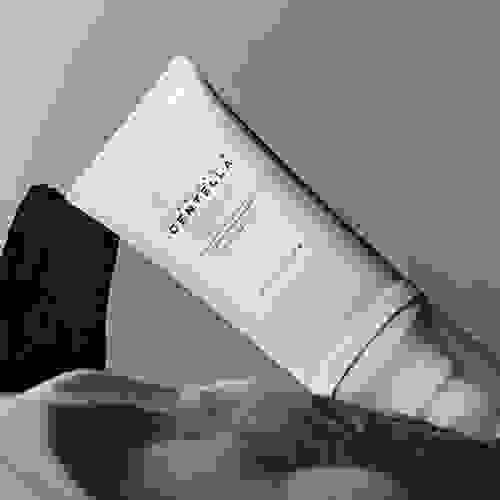  Skin1004 Tone Brightening Bloqueador SPF50+ PA++++