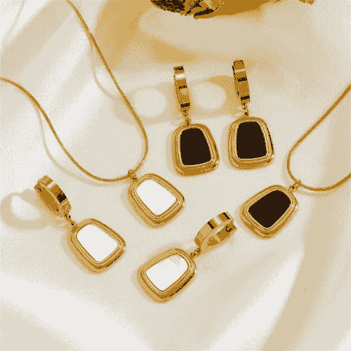 Embed Seashells Choker Necklaces & Earring