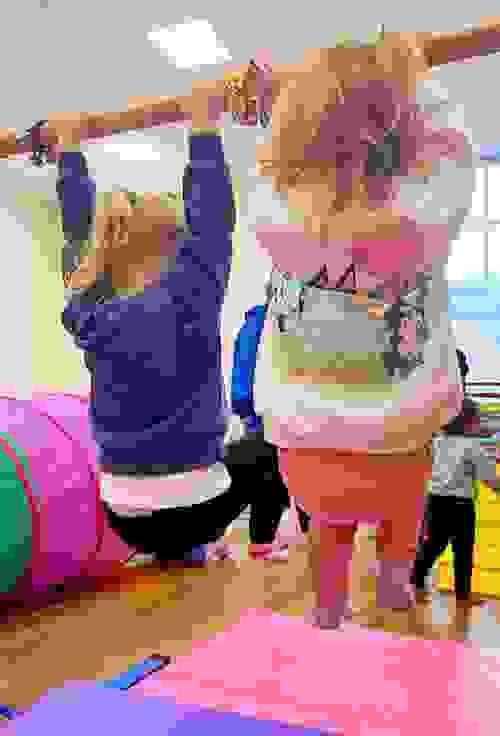 AUTUMN TERM Super Gymnastics - Mondays 9.30-10.30 - Parent and Child Session