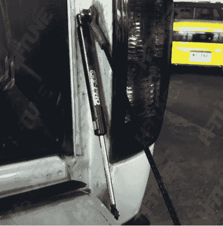 GATE PISTON