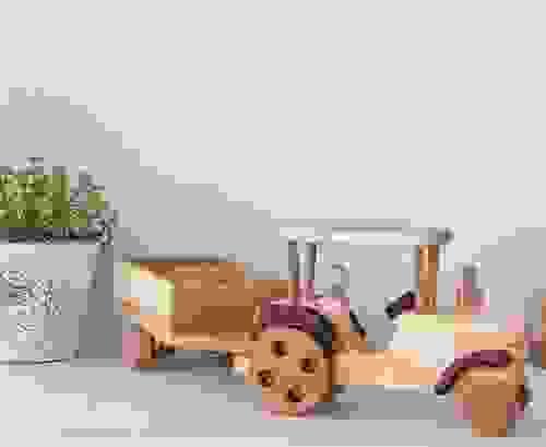 木製農場拖車 Wooden tractor car push toy
