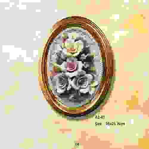 Beautiful Handmade Capodimonte Style Porcelain Flower Bouquet in Oval Frame Wall