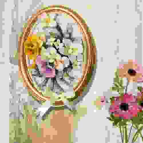 Beautiful Handmade Capodimonte Style Porcelain Flower Bouquet in Oval Frame Wall