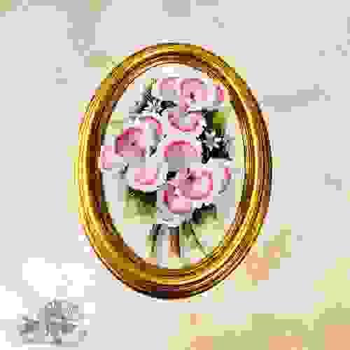 Beautiful Handmade Capodimonte Style Porcelain Flower Bouquet in Oval Frame Wall