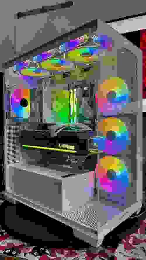 9600X 5070Ti電競海景房