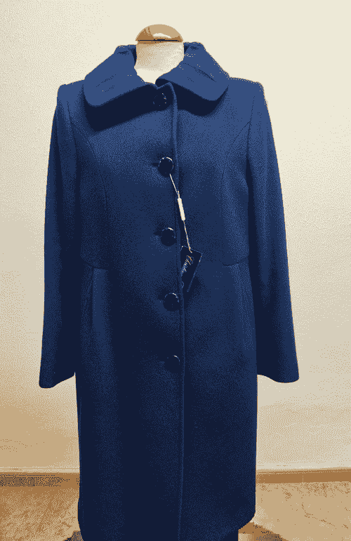 Abrigo Christina Félix