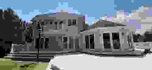 Exterior window cleaning