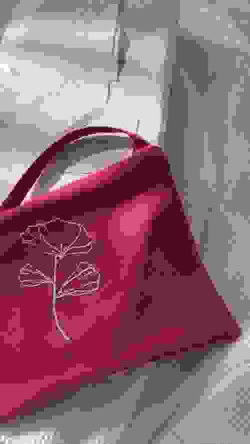 وردي و متـورّد (حقيبة وردية مع توت باق كلاسيك)