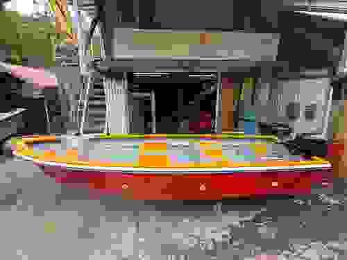 4.96(L)X1.60(W)X0.85(D)米 配 20匹 東發四衝