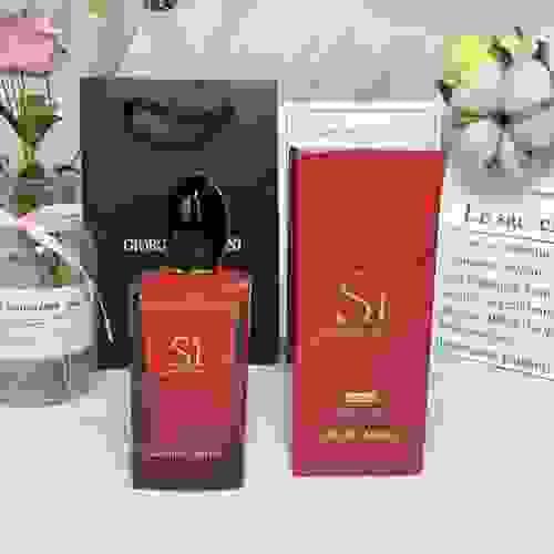 Sì Passione Intense Eau de Parfum
