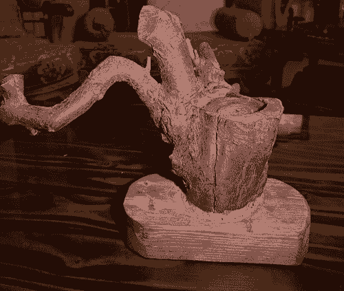 قاعدة شمعة فنية من جذع شجرة طبيعي – قطعة ديكور فريدة قطعة ديكور مميزة مصنوعة من جذع شجرة طبيعي