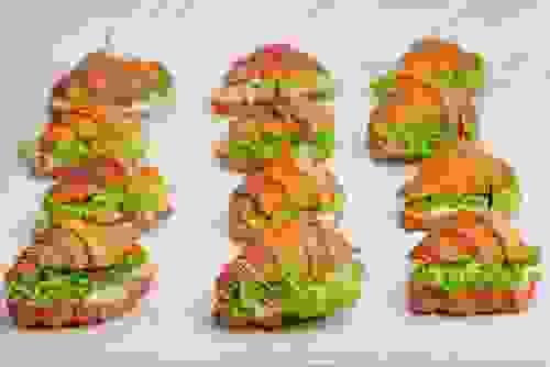Croissant Trio Box – 12 pcs | (بوكس كرواسون ثلاثي – ١٢ قطعة)