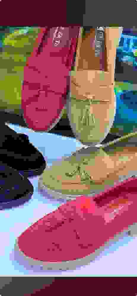 Female Shoes 