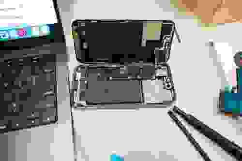 استبدال الشاشة