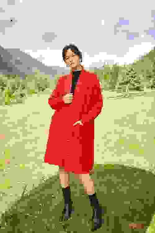 Heavy-Duty Exquisite Hand-Knitted Floral Cardigan - Loose Fit A-Line Luxury Knit Jacket