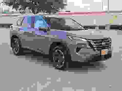 2026 Nissan Rogue SV / 7 miles