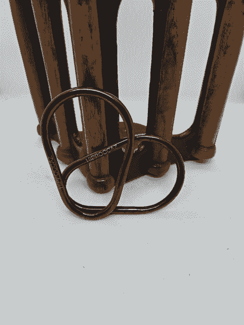 Swales Rings/ Anneaux flottants Black/noirs "Peer"/"Poire"
