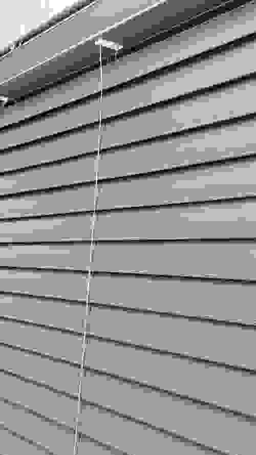 皮百葉簾(Leather Venetian Blinds)