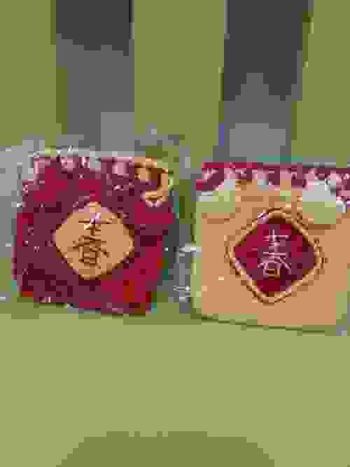 Chun 春 Small crochet pouch in 2 hues