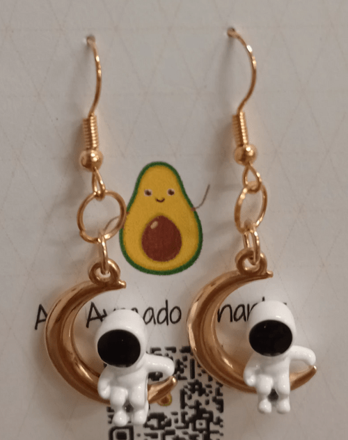 Astronaut in moon Earrings