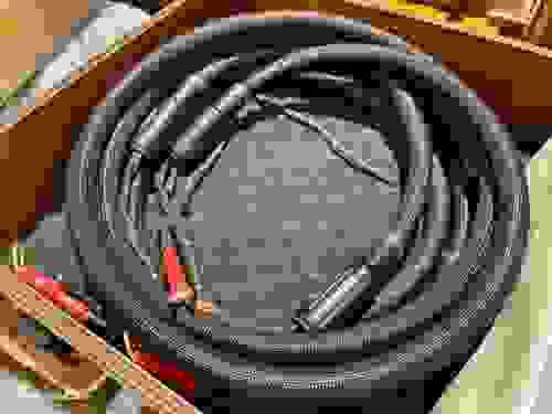 Signal Projects Speaker Cables Monitor Series 2.5m
