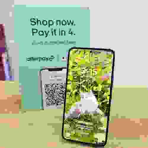DEMO SAMSUNG S22 5G 256GB GREEN PERFECT CONDITION RECEIPT&WARRANTY
