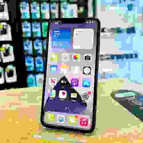 IPHONE 11 PRO 256GB GREEN PERFECT CONDITION RECEIPT&WARRANTY