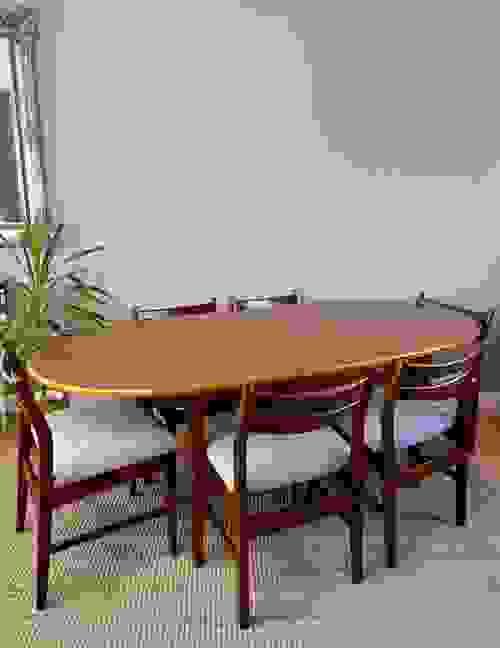 SOLD Jentique Teak 1970s Oval Extending Dining Table with Set of 6 Chairs