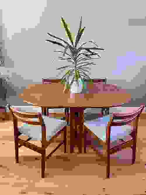 SOLD Jentique Teak Retro Dining Table with 4 Matching Chairs