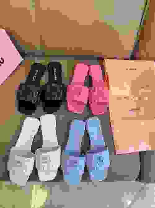 SANDALIAS