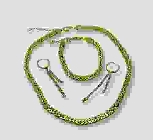 Set cadena ,pulsera y arete