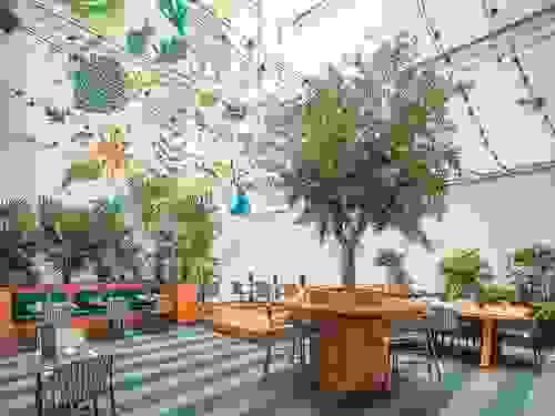 Ptit dej & co-working vendredi 19 septembre dans un bar d'hôtel 4* à Paris 8e